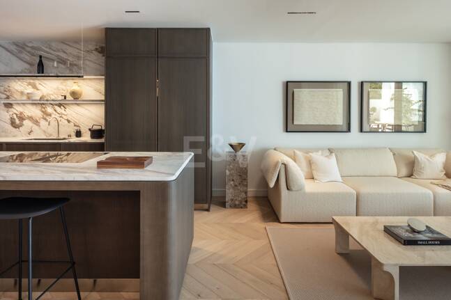 Utsökt modern design lägenhet i Puente Romano