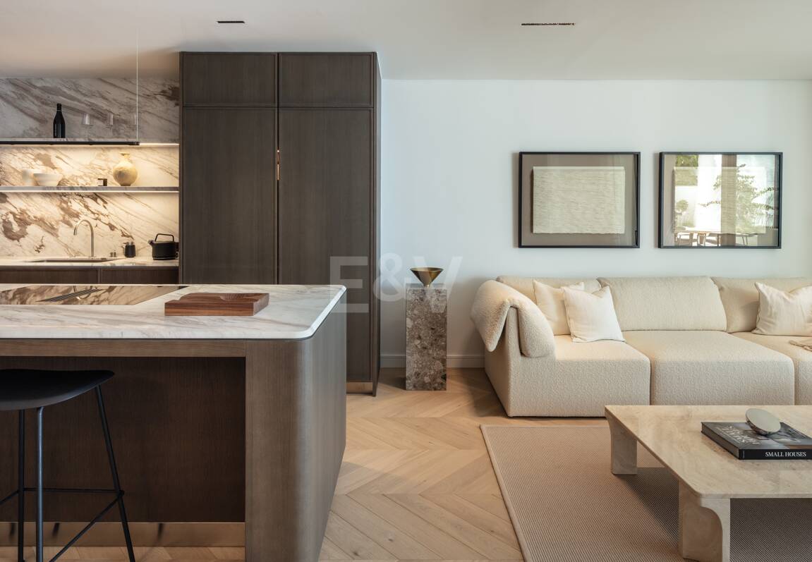 Utsökt modern design lägenhet i Puente Romano