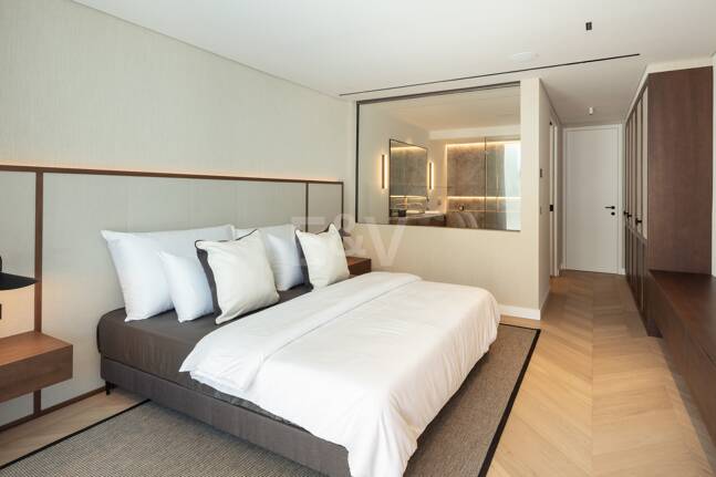 Utsökt modern design lägenhet i Puente Romano