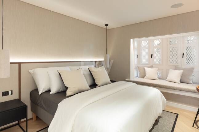 Utsökt modern design lägenhet i Puente Romano