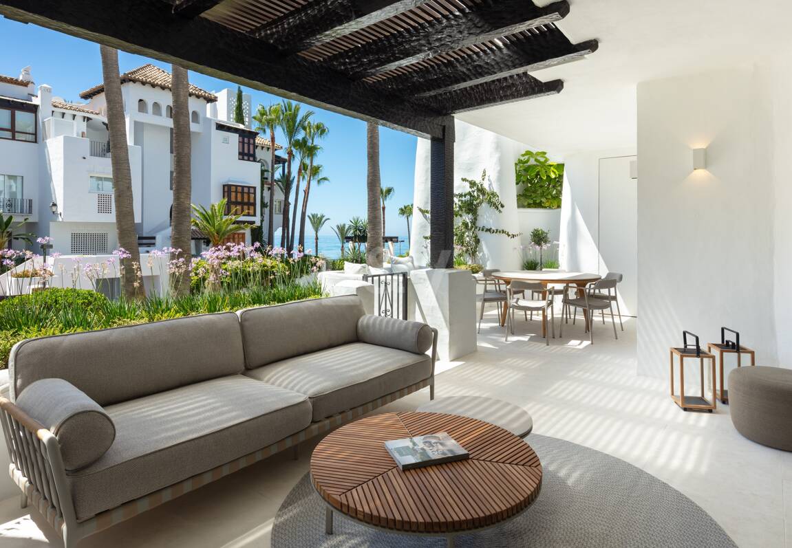 Utsökt modern design lägenhet i Puente Romano