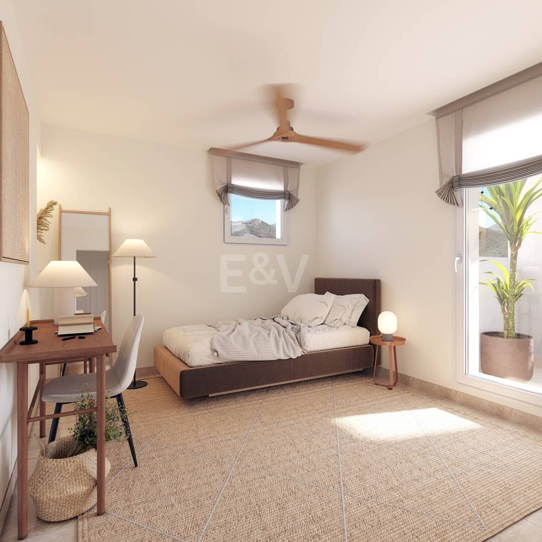 Große Wohnung in Nueva Andalucia mit geräumiger Terrasse