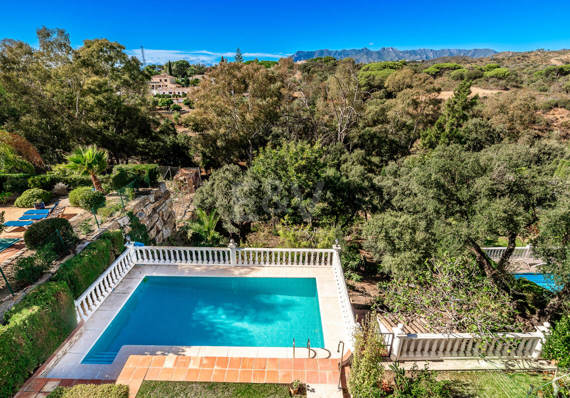 Charmig Villa i klassisk stil i Elviria