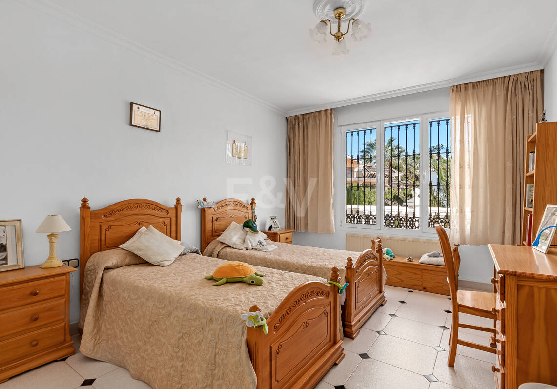 Charmig Villa i klassisk stil i Elviria