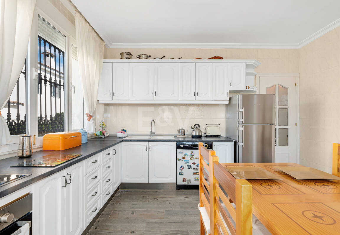 Villa de charme en style classique à Elviria