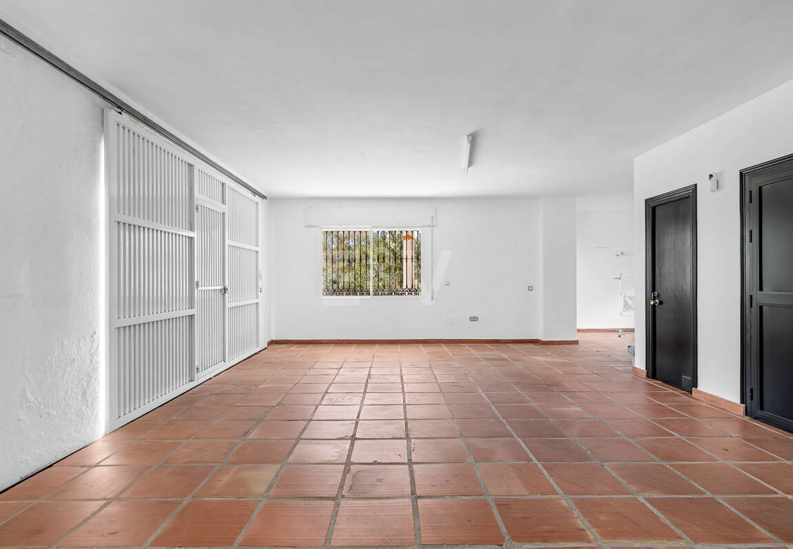 Villa de charme en style classique à Elviria