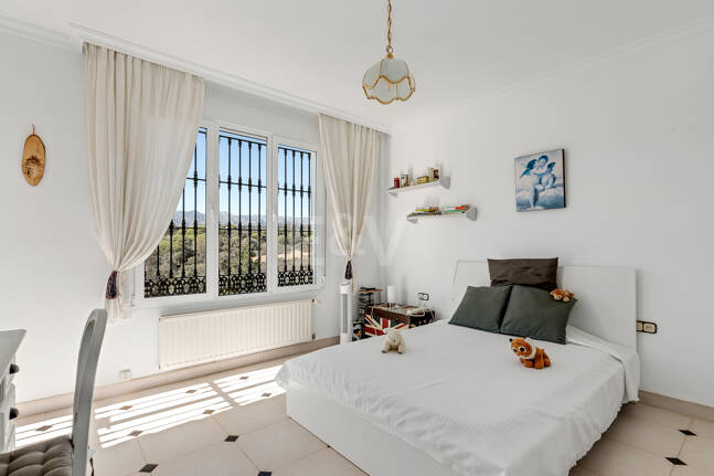 Villa de charme en style classique à Elviria