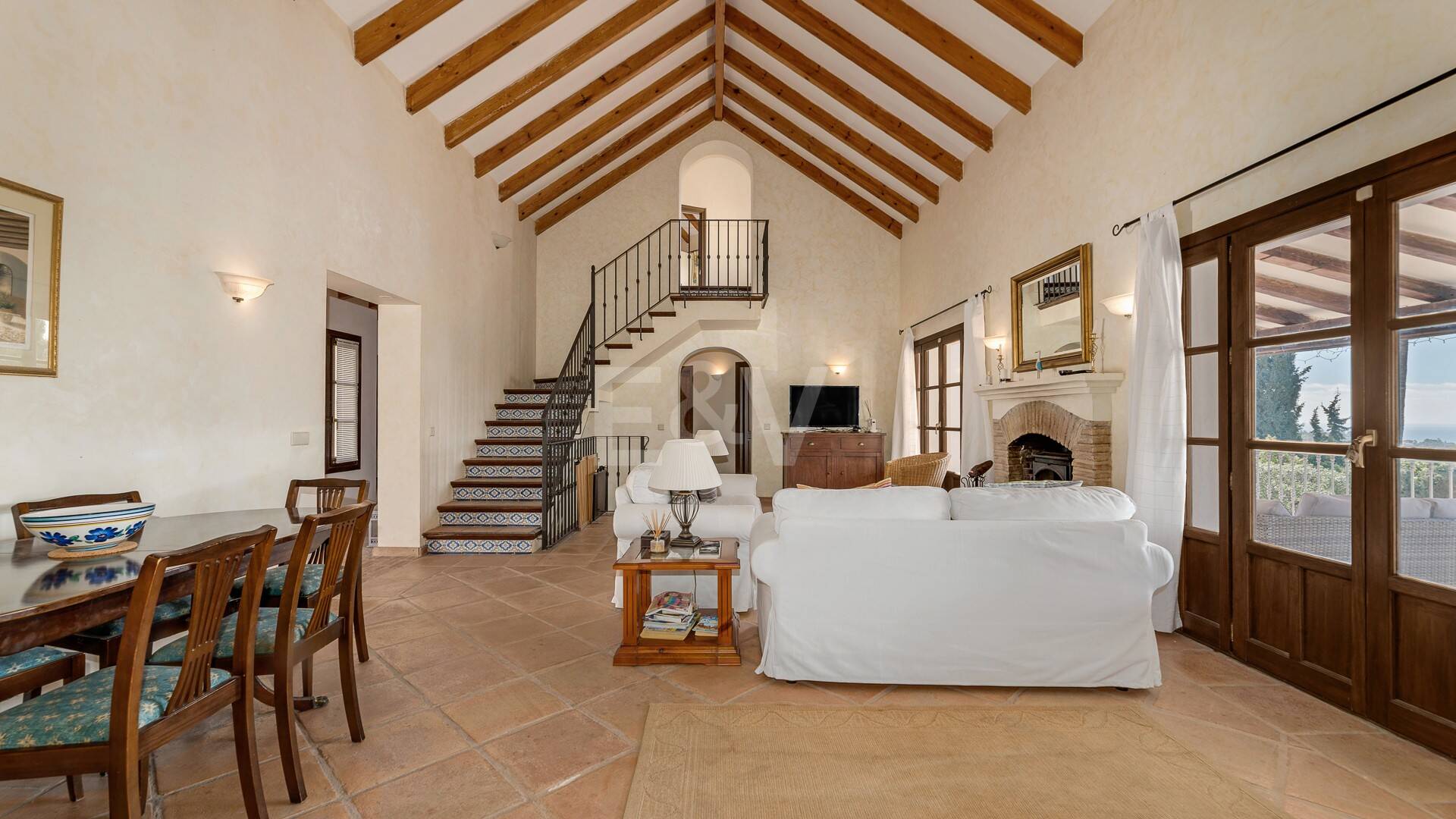 Villa de style Andalousie avec vue sur la mer à Paraiso Alto