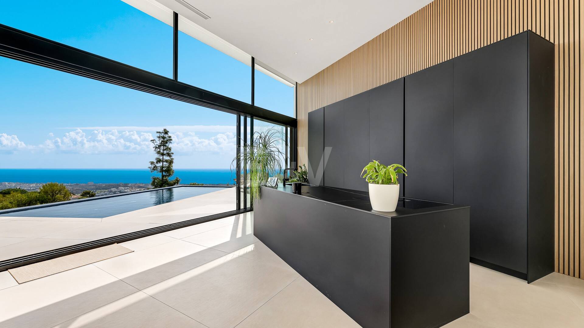 Außergewöhnliche Designervilla in Los Altos de Los Monteros