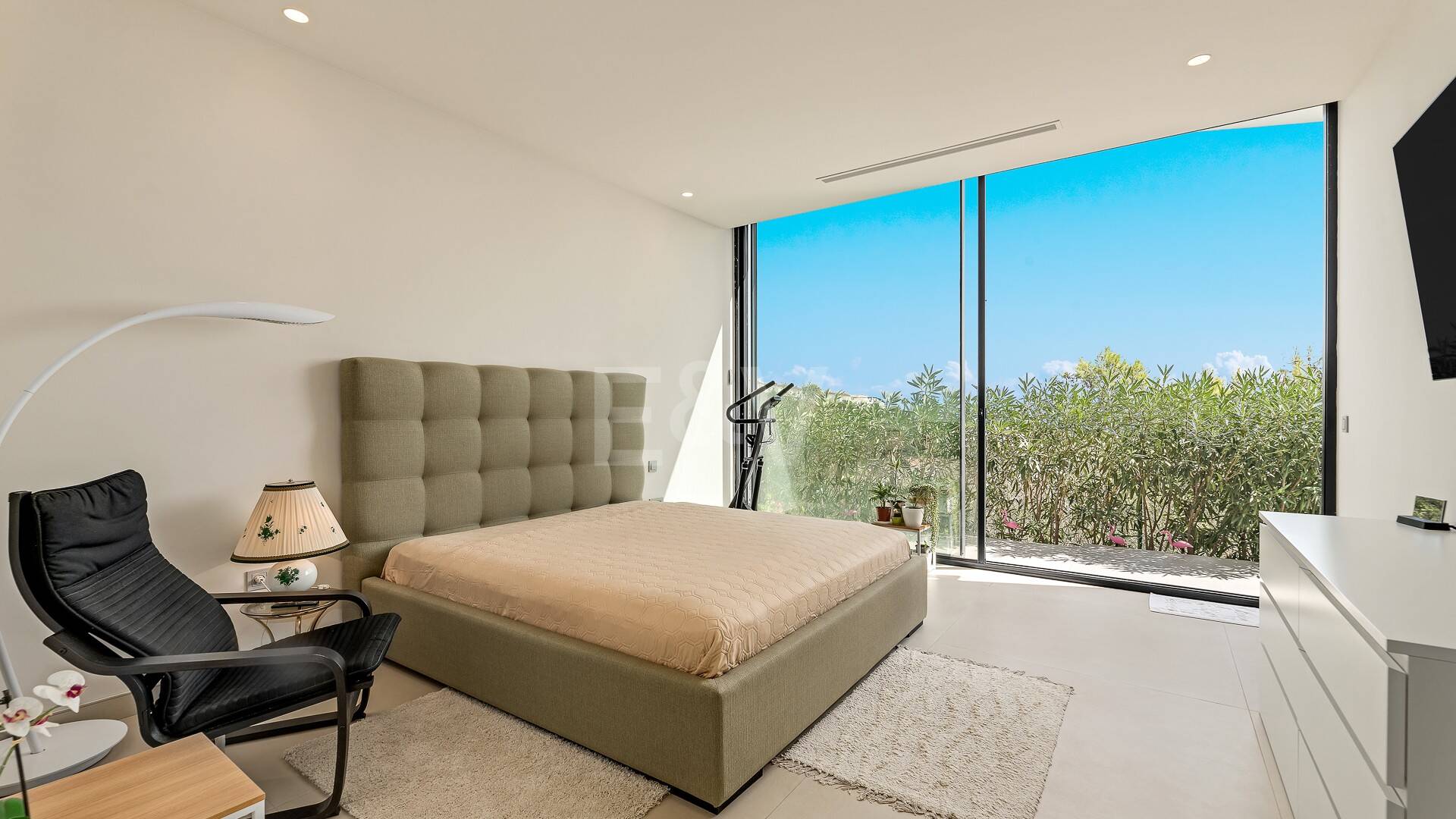 Villa à Altos de Los Monteros avec design exceptionnel