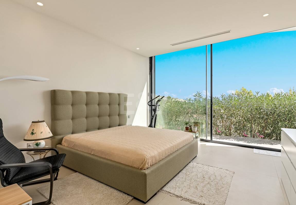 Außergewöhnliche Designervilla in Los Altos de Los Monteros