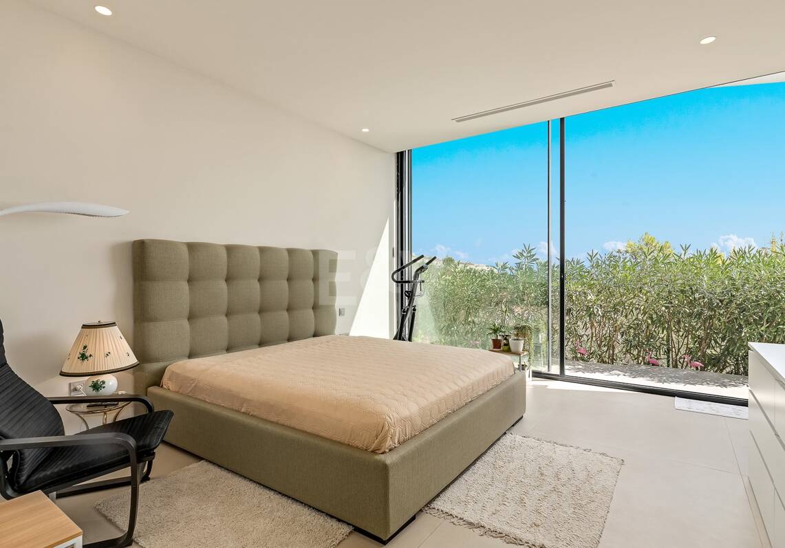 Villa à Altos de Los Monteros avec design exceptionnel
