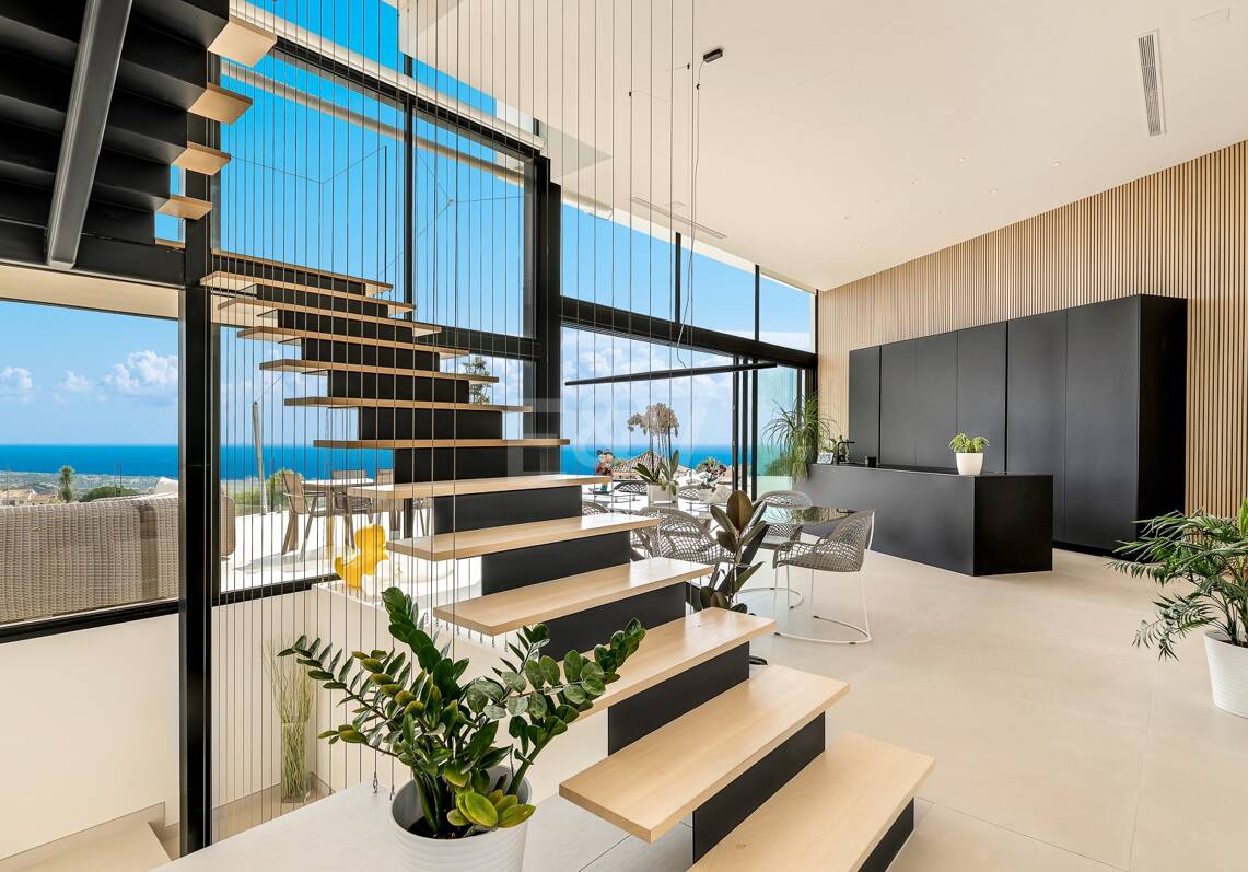 Villa à Altos de Los Monteros avec design exceptionnel