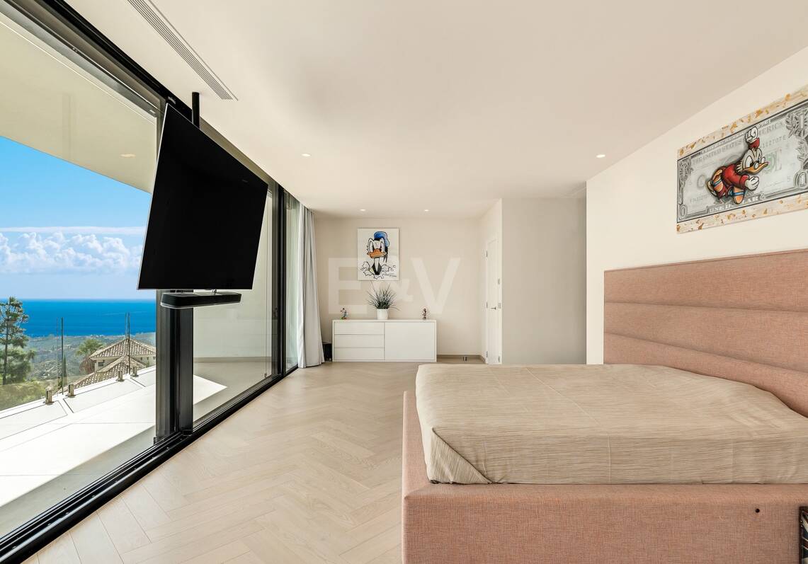 Villa à Altos de Los Monteros avec design exceptionnel