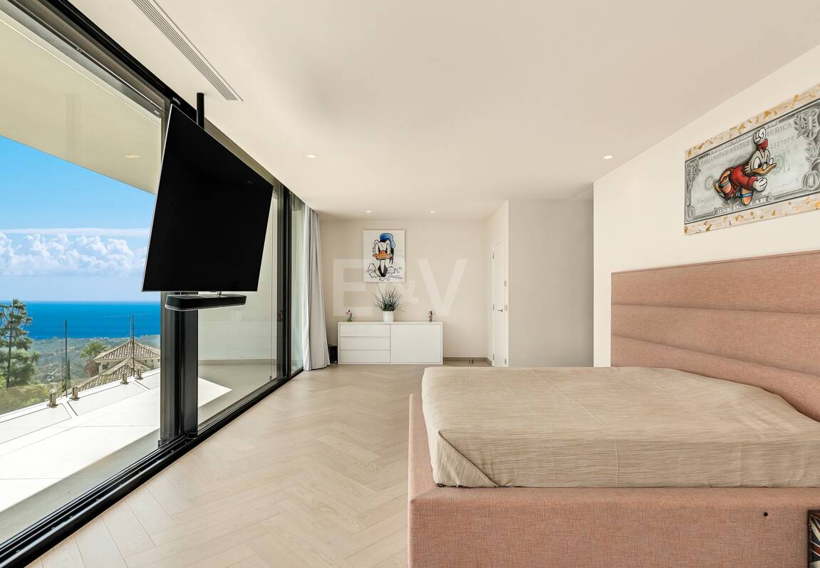 Außergewöhnliche Designervilla in Los Altos de Los Monteros