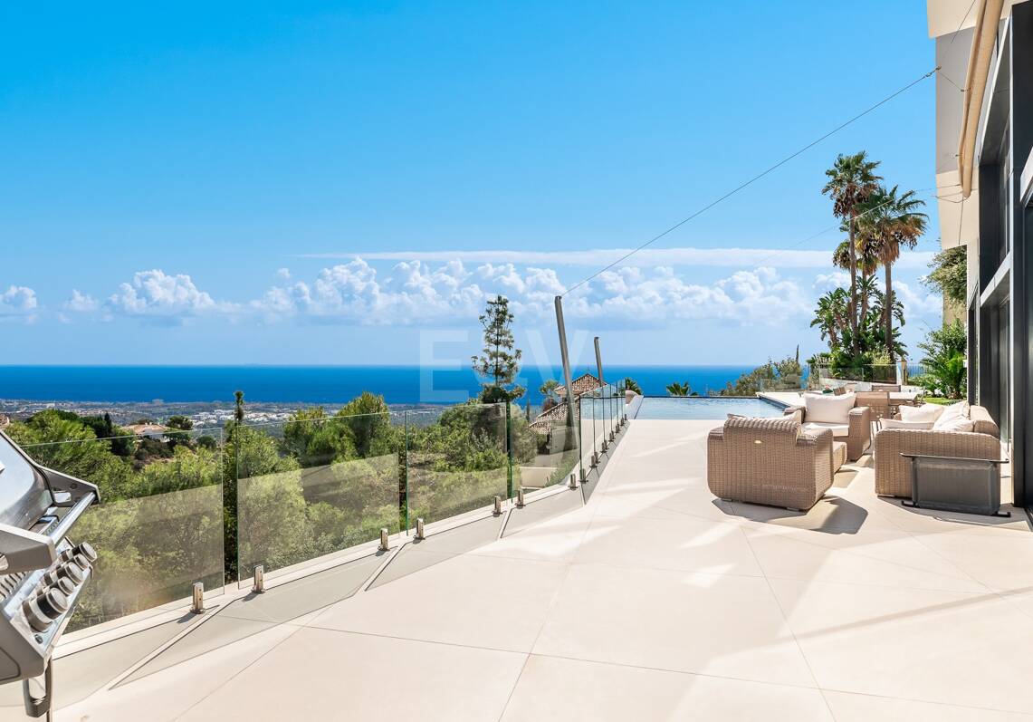 Villa à Altos de Los Monteros avec design exceptionnel