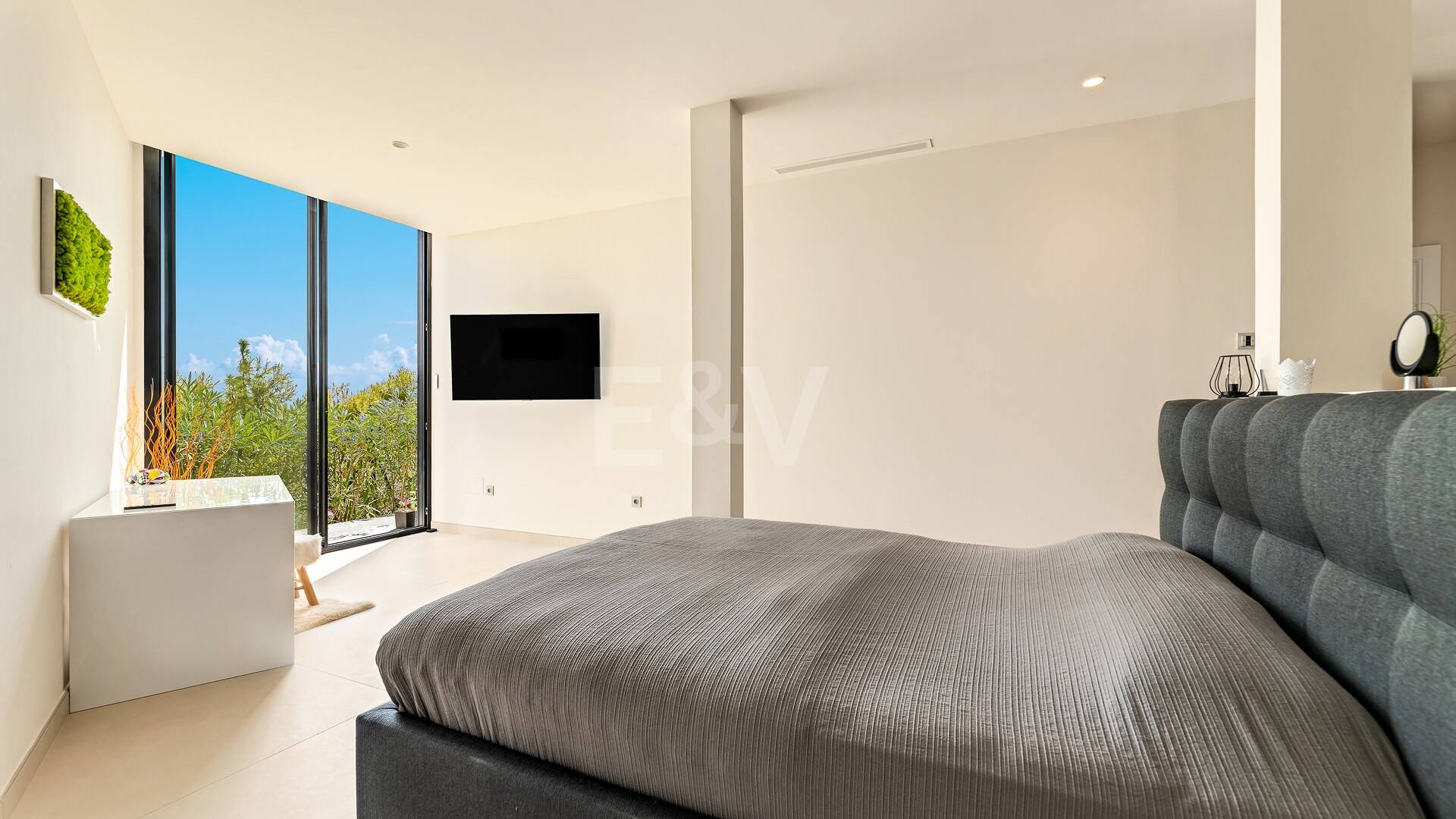 Villa à Altos de Los Monteros avec design exceptionnel