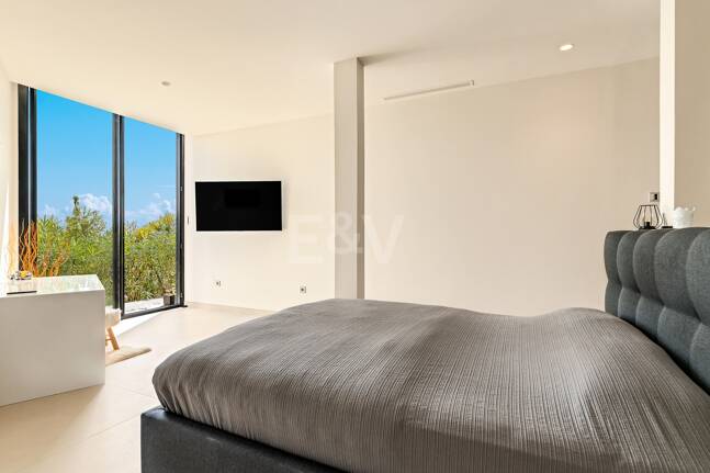 Außergewöhnliche Designervilla in Los Altos de Los Monteros