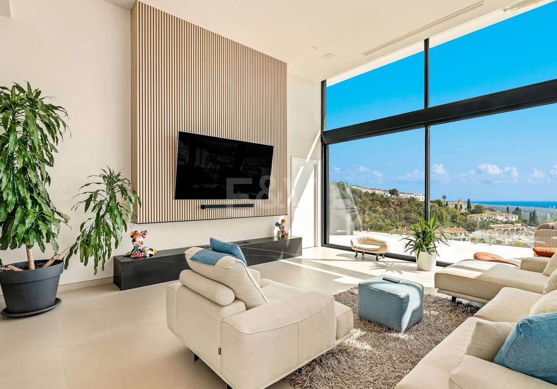 Villa à Altos de Los Monteros avec design exceptionnel