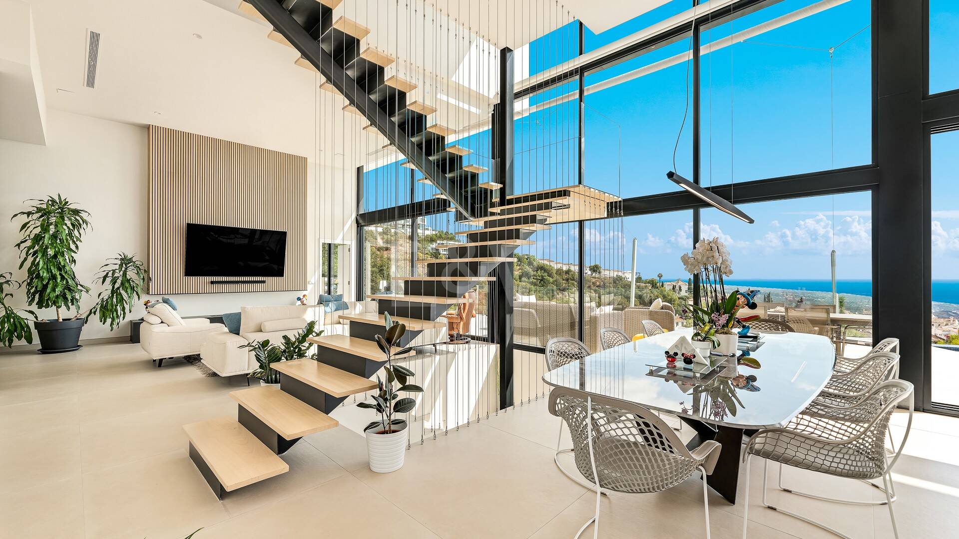 Außergewöhnliche Designervilla in Los Altos de Los Monteros