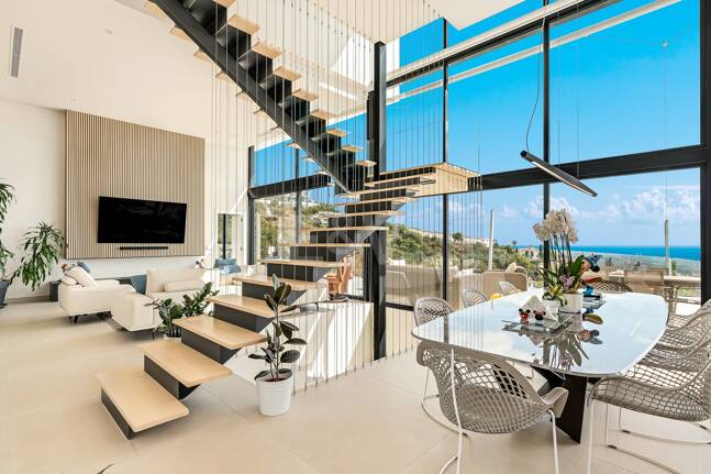 Außergewöhnliche Designervilla in Los Altos de Los Monteros