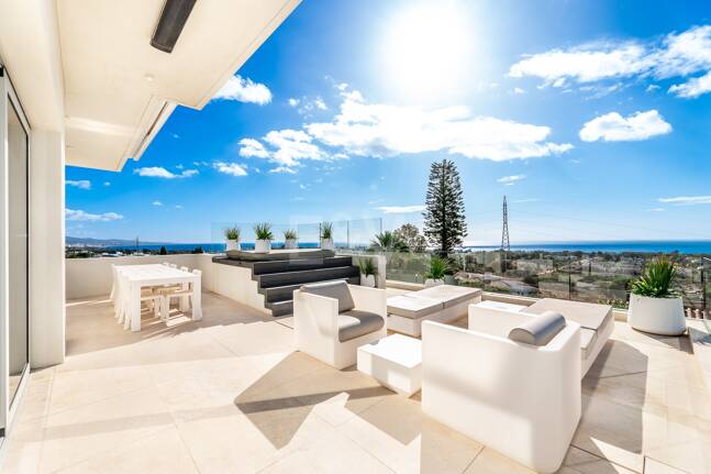 Elegante Exklusive Villa in Nueva Andalucia