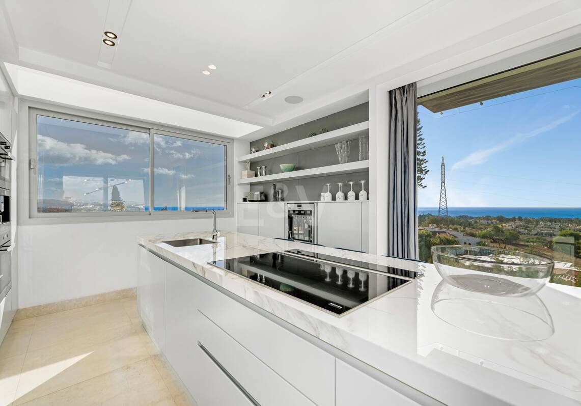 Elegante Exklusive Villa in Nueva Andalucia