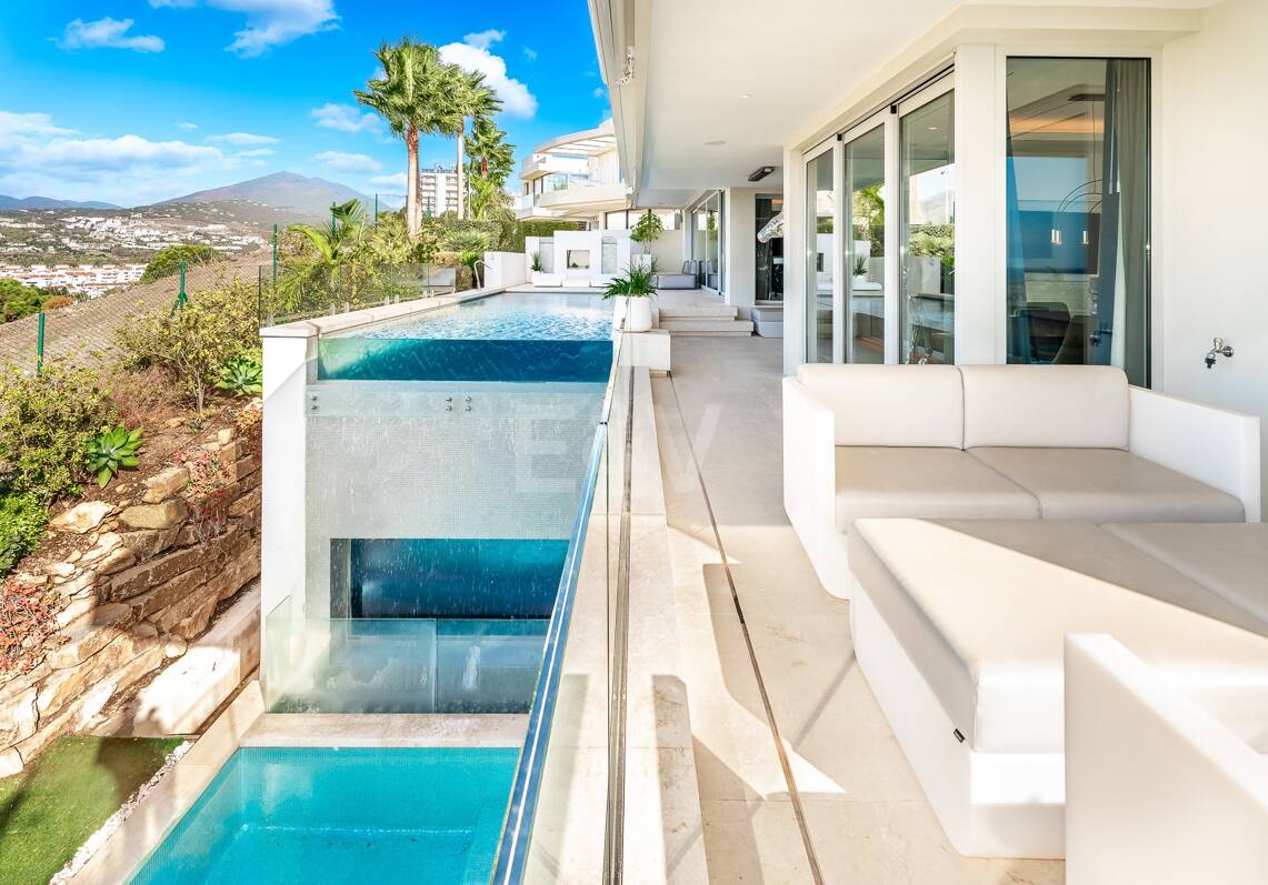 Elegante Exklusive Villa in Nueva Andalucia