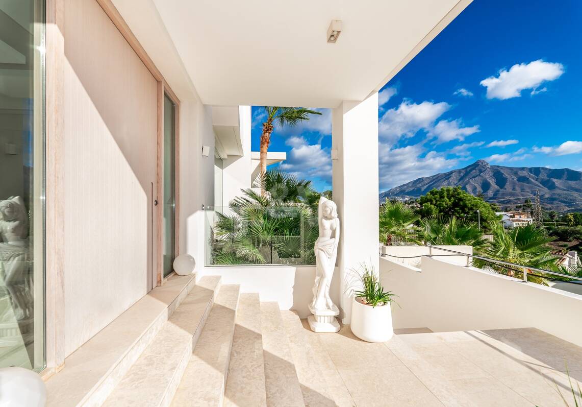 Elegante Exklusive Villa in Nueva Andalucia