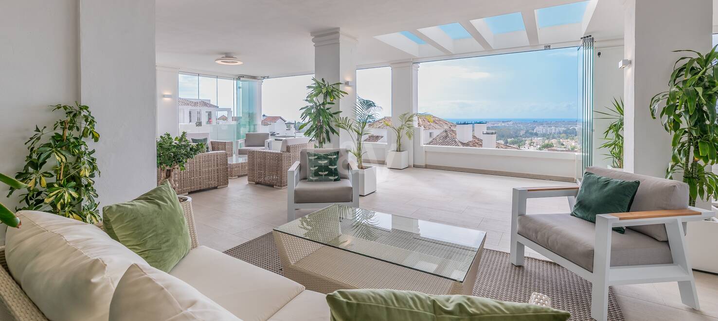 Wohnung mit beeindruckendem Meerblick in Aloha.