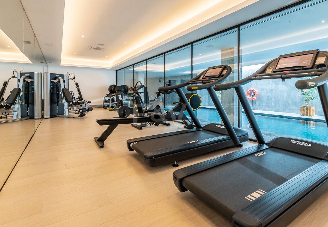 Apartamento con impresionantes vistas al mar en Aloha.