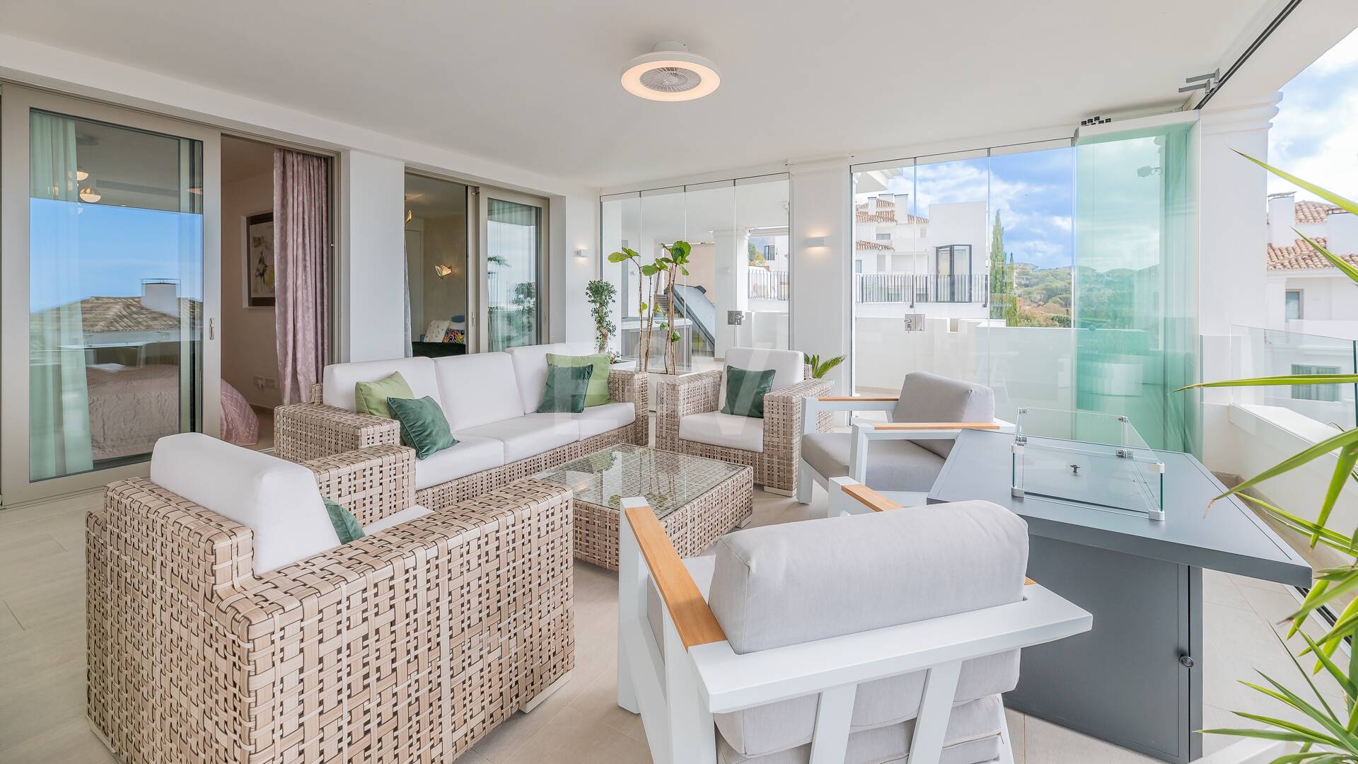 Lägenhet med havsutsikt i Aloha