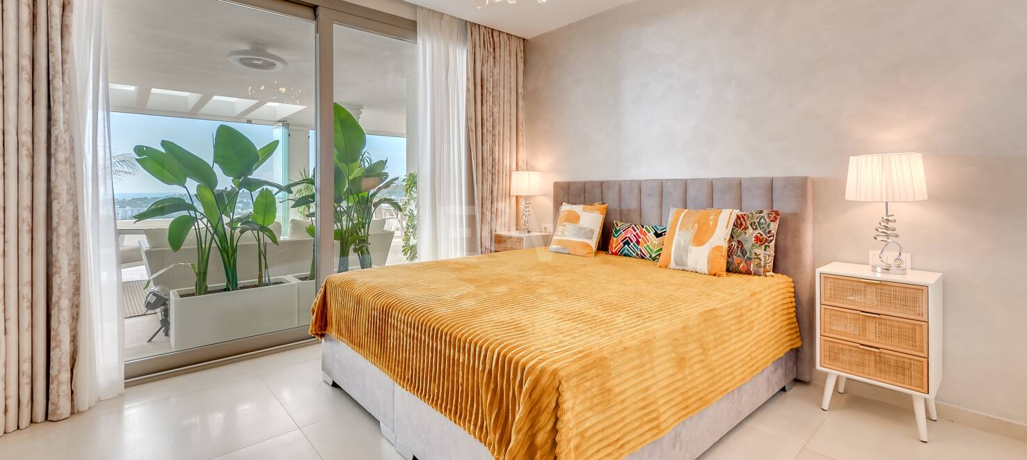 Wohnung mit beeindruckendem Meerblick in Aloha.