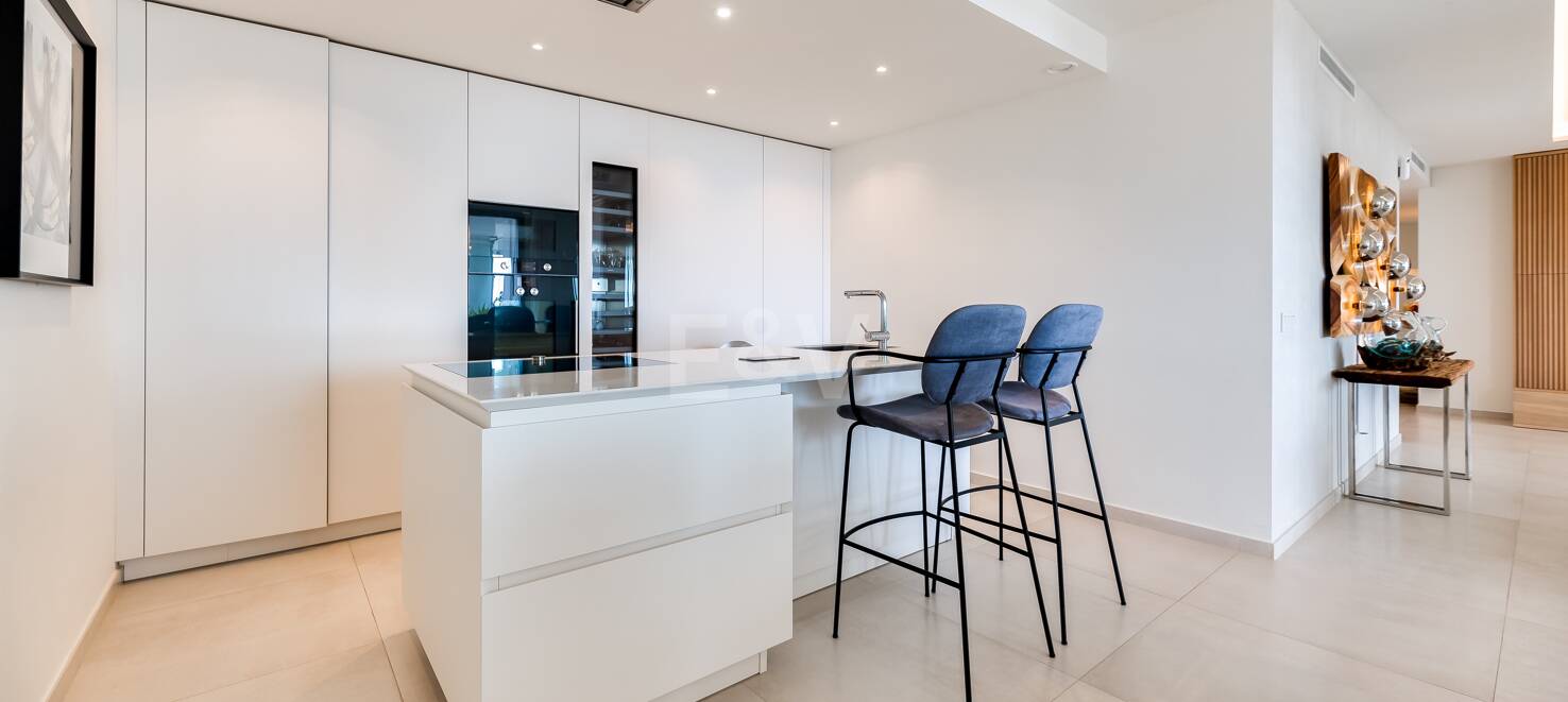 Wohnung mit beeindruckendem Meerblick in Aloha.