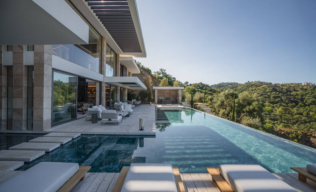 Exceptional Sustainable Mansion with Mesmerizing Views