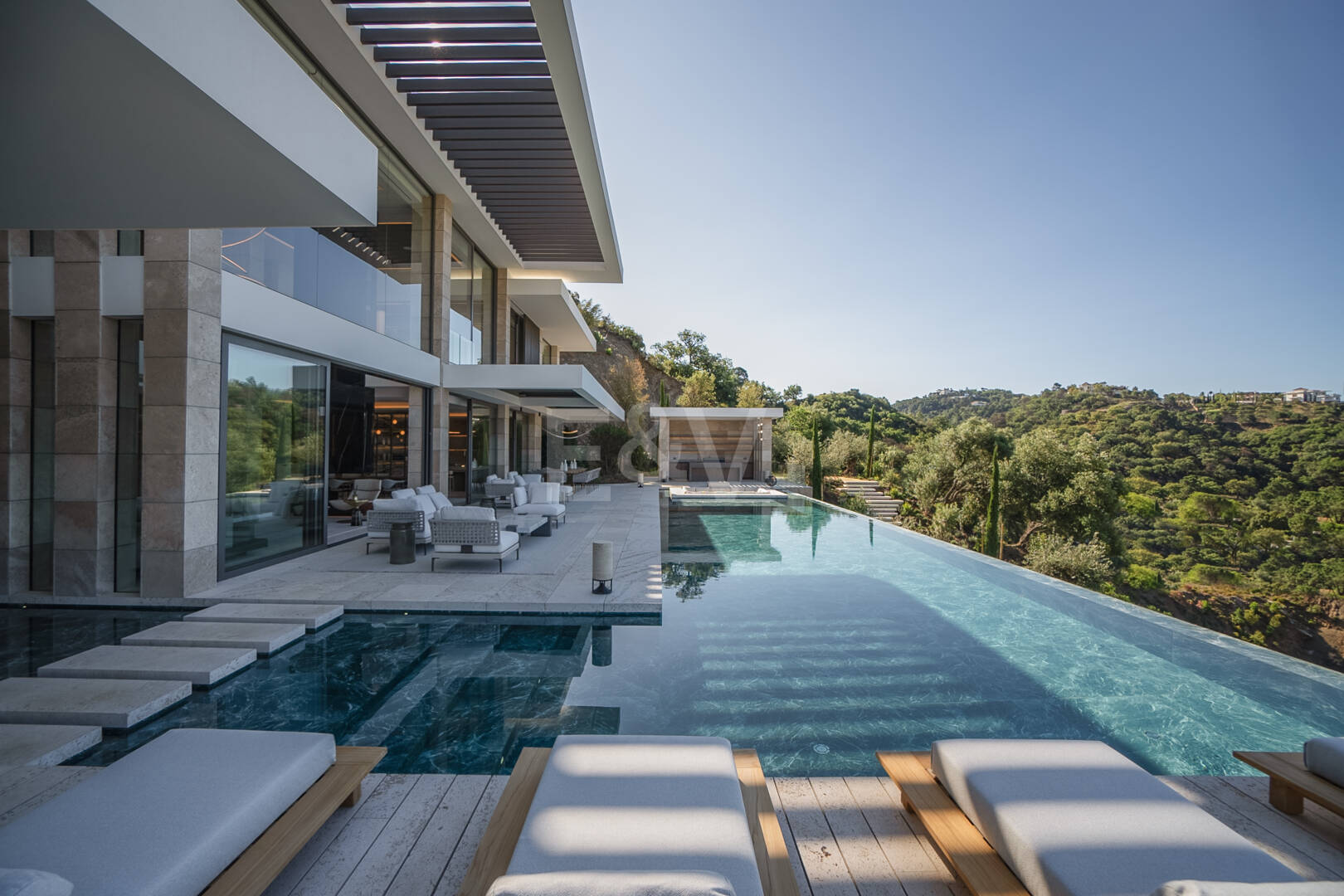 Exceptionnelle Mansion Durable avec Vues Mesmerisantes