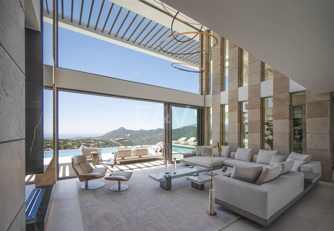 Exceptionell hållbar herrgård med fascinerande utsikt