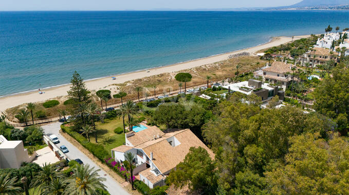 Exceptionell egendom att bygga en Frontline Beach Villa i Reserva de Los Monteros