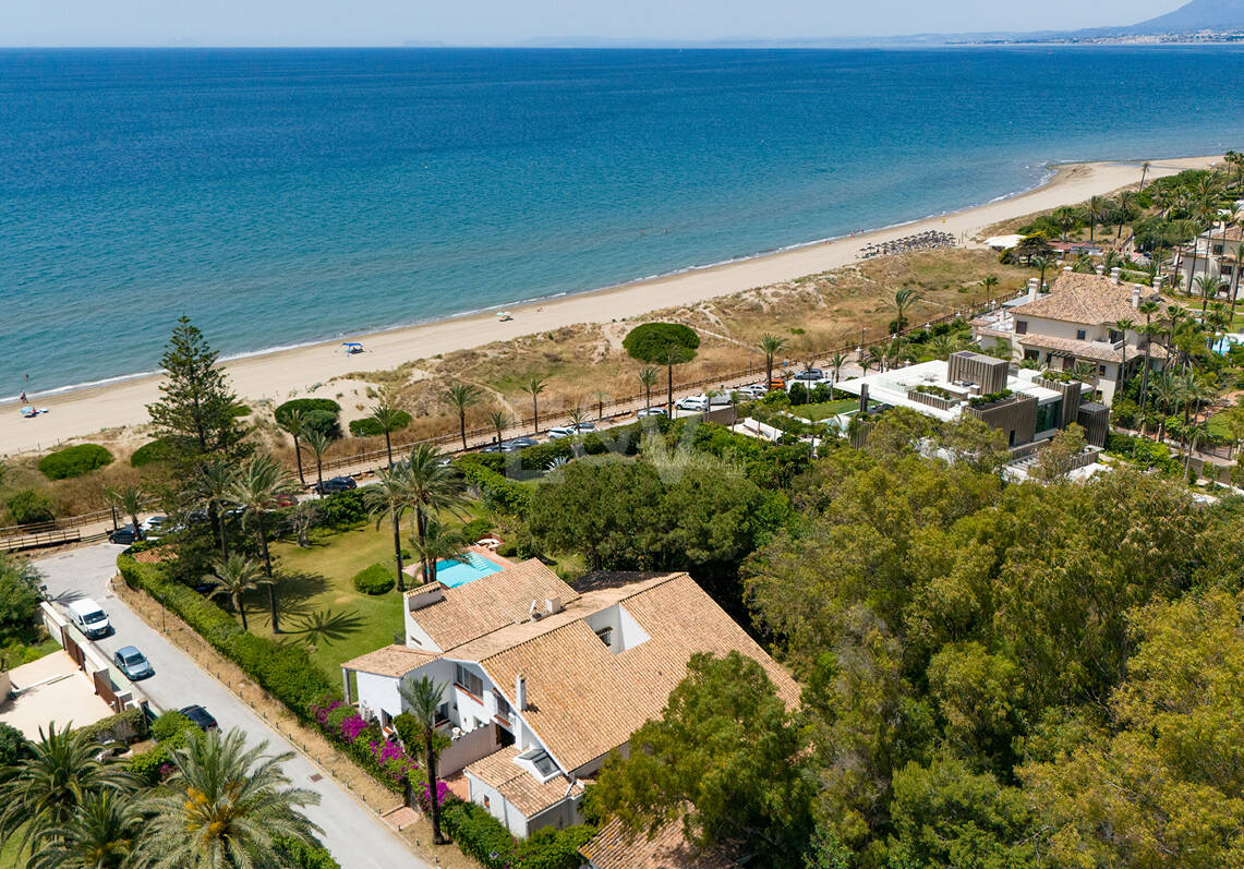 Exceptionell egendom att bygga en Frontline Beach Villa i Reserva de Los Monteros