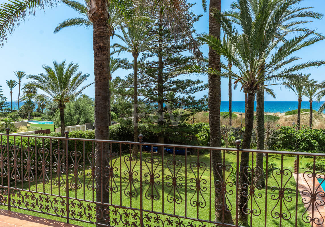 Exceptionell egendom att bygga en Frontline Beach Villa i Reserva de Los Monteros