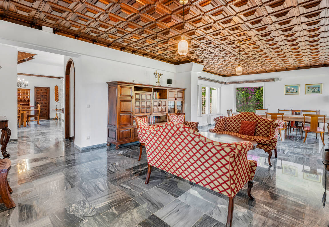 Einzigartiges Objekt zur Errichtung einer Strandvilla am Meer in Reserva de Los Monteros