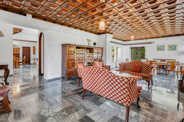 Einzigartiges Objekt zur Errichtung einer Strandvilla am Meer in Reserva de Los Monteros