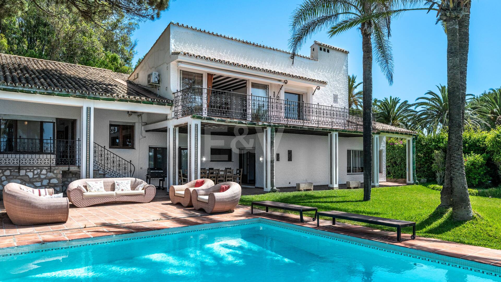 Einzigartiges Objekt zur Errichtung einer Strandvilla am Meer in Reserva de Los Monteros