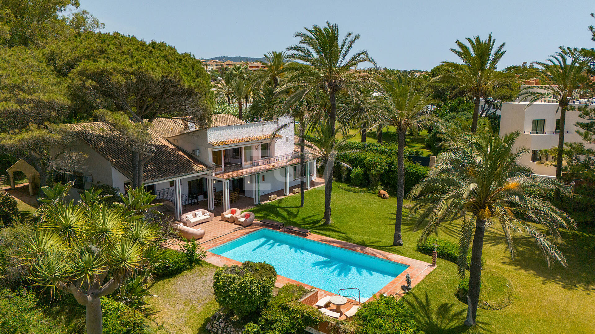 Einzigartiges Objekt zur Errichtung einer Strandvilla am Meer in Reserva de Los Monteros