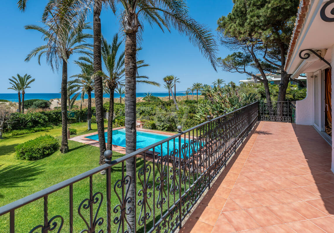 Exceptionell egendom att bygga en Frontline Beach Villa i Reserva de Los Monteros