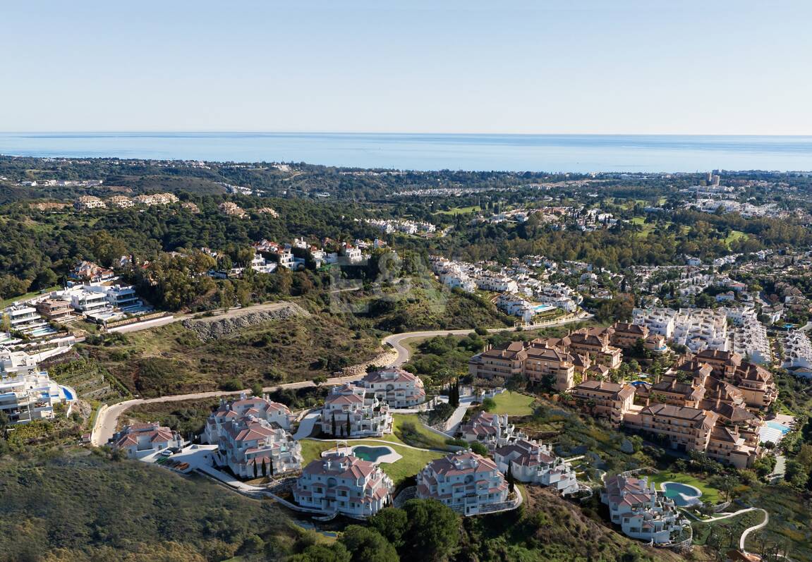 Apartamento en Aloha Golf en Urb. de nueva construcción