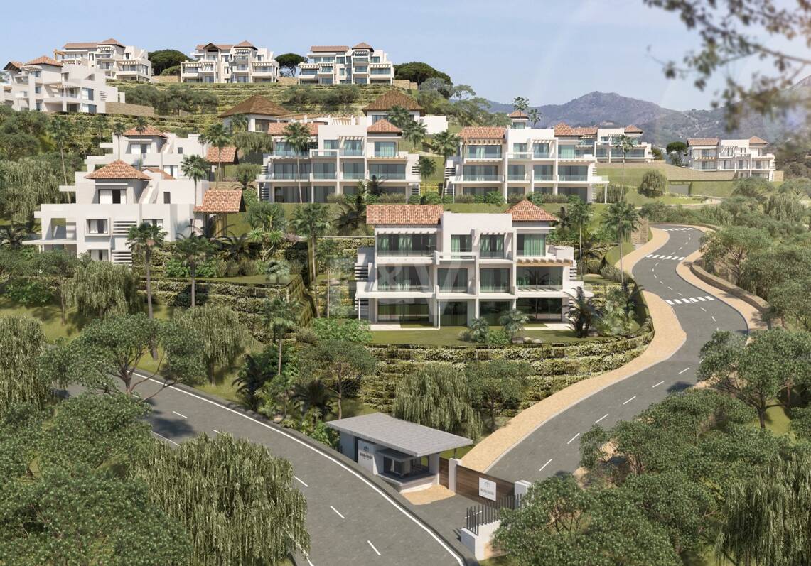 Tranquilo Apartamento Dúplex con Jardín y Vistas al Mar en Marbella Club Golf Resort