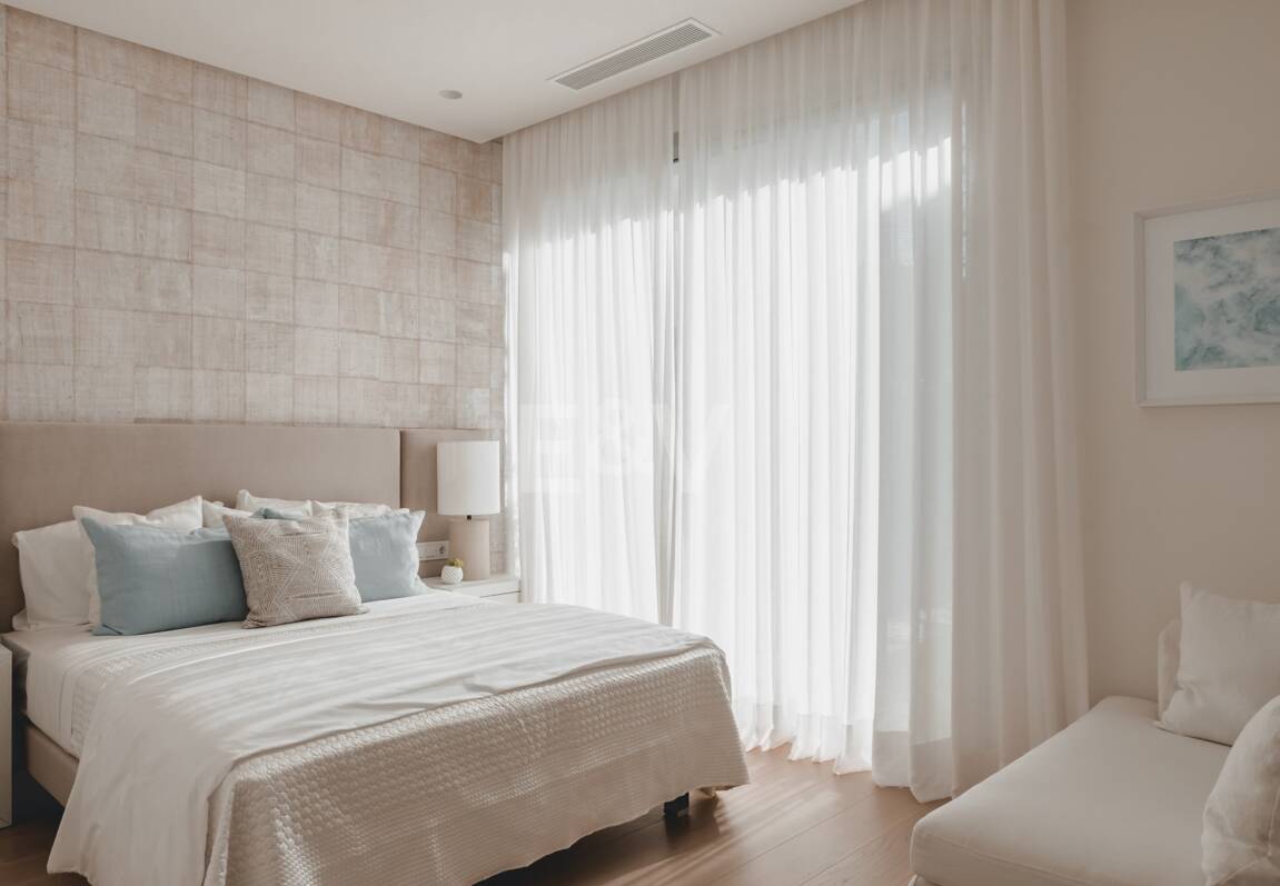 Tranquil Duplex Appartement avec vue sur le jardin et la mer à Marbella Club Golf Resort