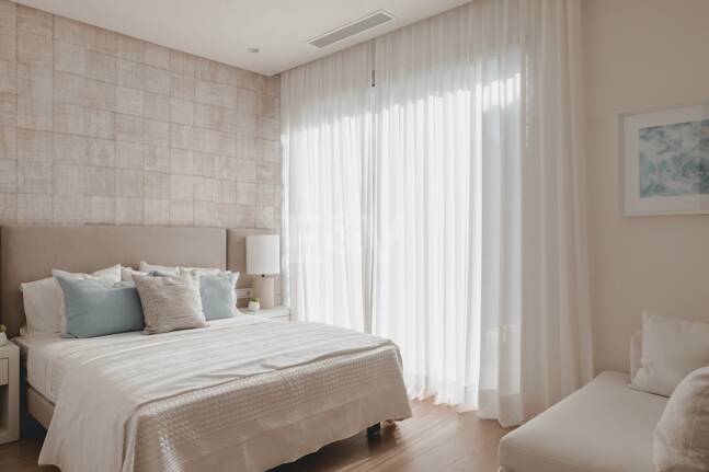 Tranquil Duplex Appartement avec vue sur le jardin et la mer à Marbella Club Golf Resort