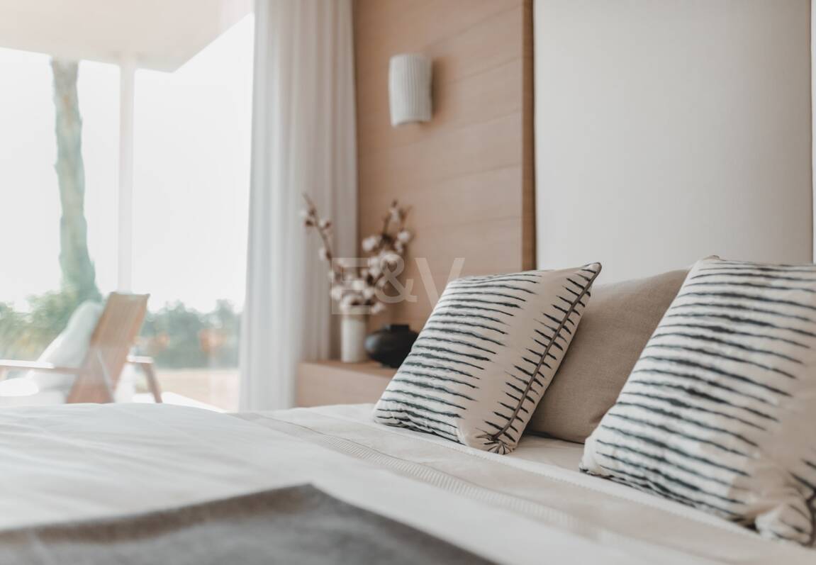 Tranquil Duplex Appartement avec vue sur le jardin et la mer à Marbella Club Golf Resort